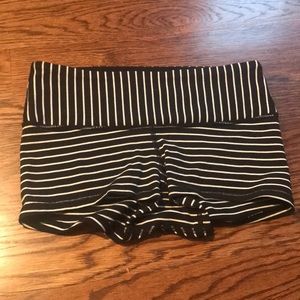 Super rare Lulu booty shorts.